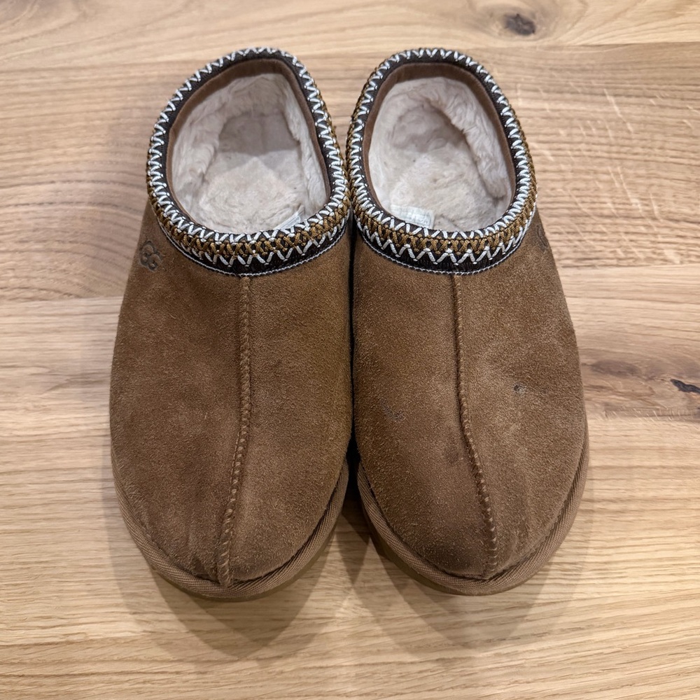 Ugg Tasmin Slippers in Chestnut size 9